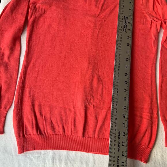 Banana Republic Women’s Long Sleeve Screw Neck Knit Blouse size M, Peach Pink - Picture 4 of 6